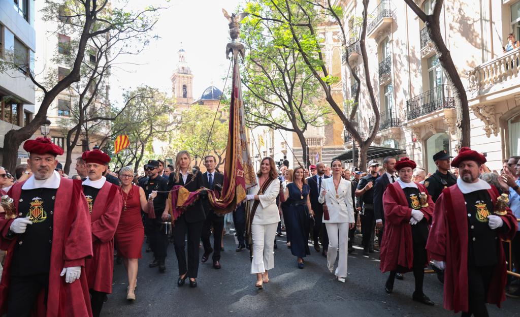 Procesión Cívica en Valencia del 9 d'Octubre